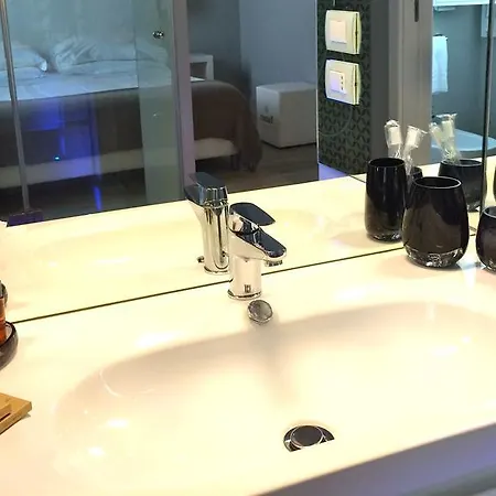 Affittacamere Le Stanze Di Corteinfiore 4*