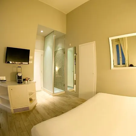 Affittacamere Le Stanze Di Corteinfiore 4*